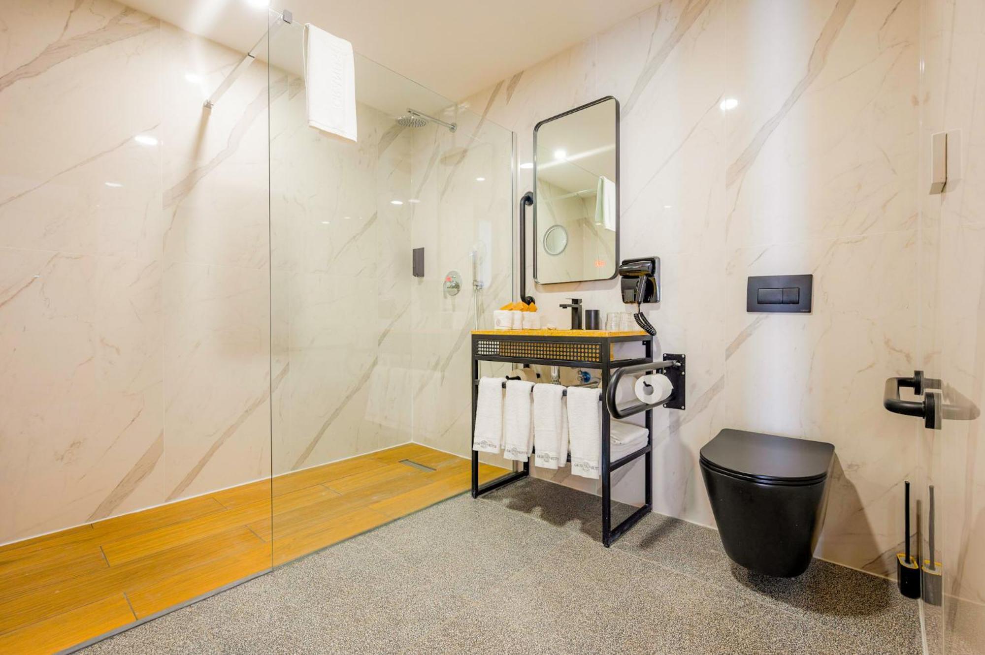 Grands Residences And 4* Gzira