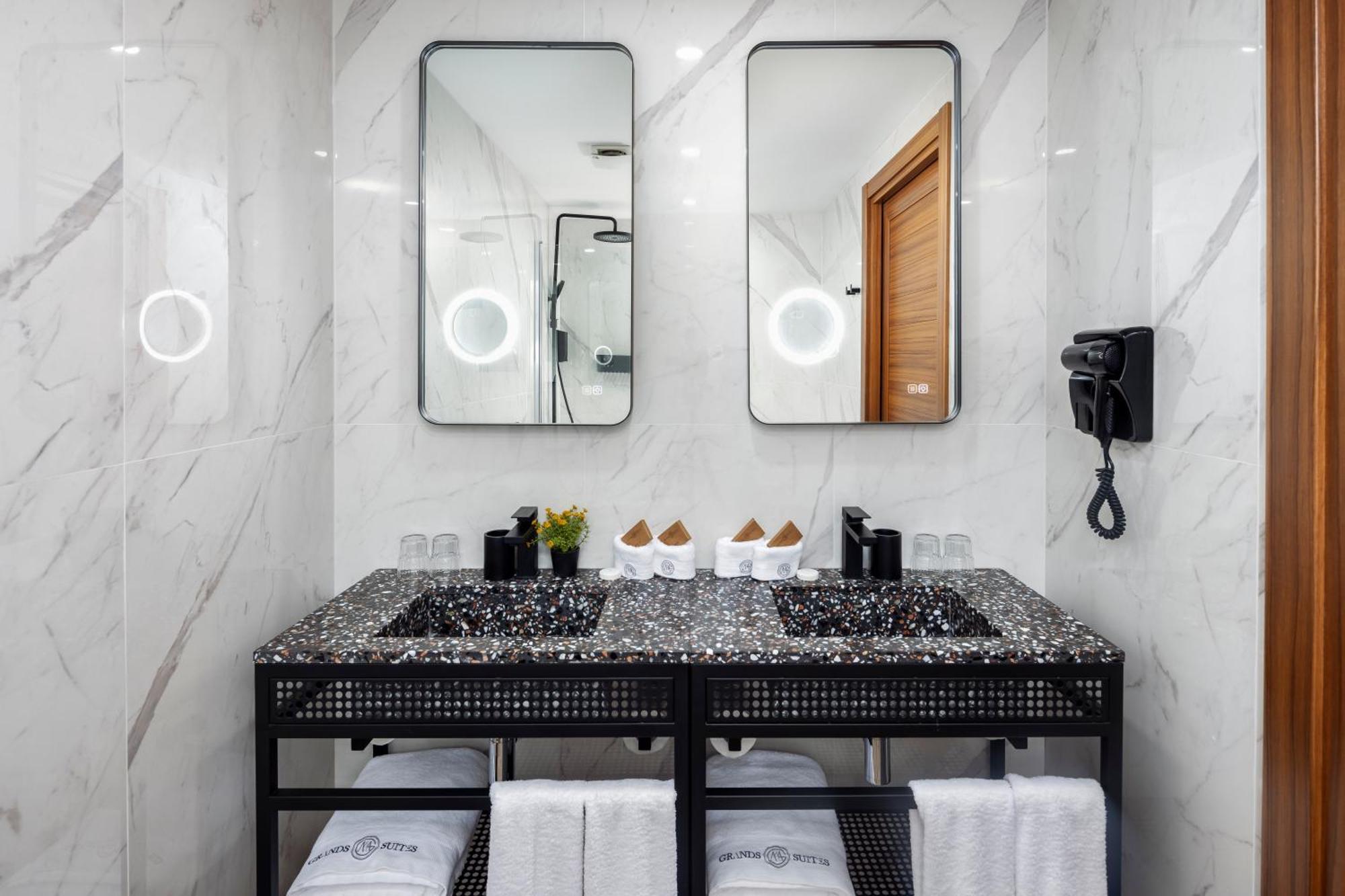Grands Residences And 4*
